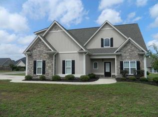 746 N Peppercorn Ln, Rossville, GA 30741