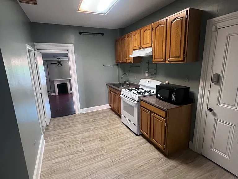 929 N Calvert St #2 — Photo 6