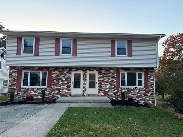 722 Newton St #722, Barberton, OH 44203