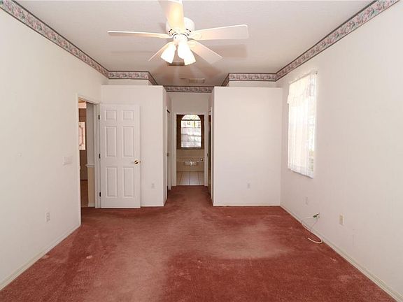 4th image of 13367 Wrenwood Cir
