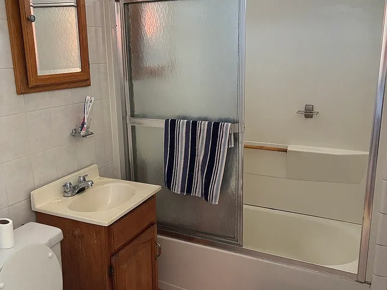 3053 N Elbridge Ave #2-R — Photo 11