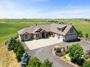 805 W Summit Rd, Colfax, WA 99111