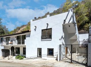 9845 Portola Dr, Beverly Hills, CA 90210