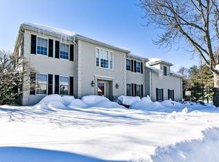 72 William St, Needham, MA 02494
