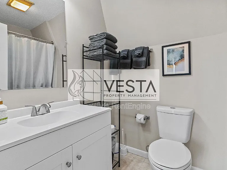 588 Ray Hill Rd #D — Photo 17