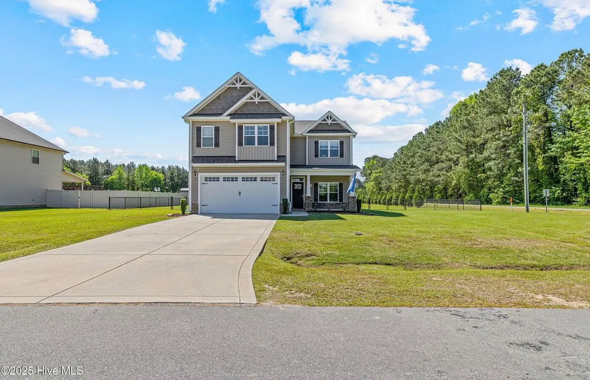 Building Photo - 100 Weatherstone Ct