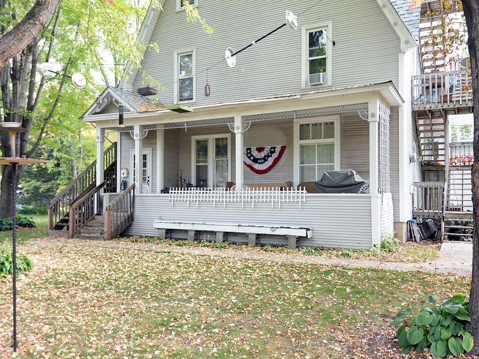 1st image of 1009 Division St S #4