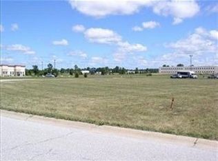 2802 Leonard Dr, Valparaiso, IN 46383