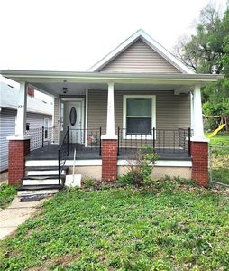 320 E Highland Ave, Saint Joseph, MO, 64505