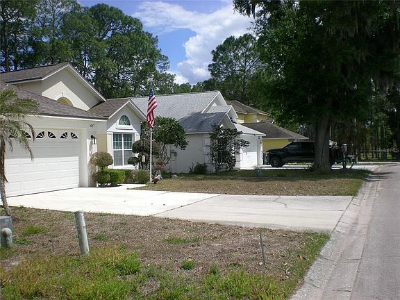 3rd image of 1026 LAKE DAVENPORT BOULEVARD