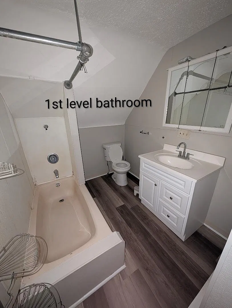 100 Northampton Avenue - Second Floor — Photo 3