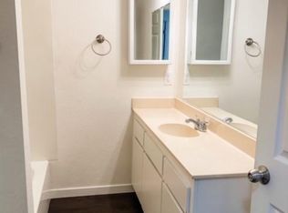 206 Nevada Ave, Vista, CA 92084