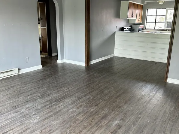 1112 12th St #3, Huntington, WV 25701