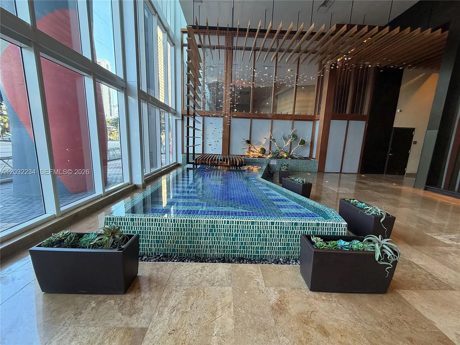 50 Biscayne Condo — Photo 4