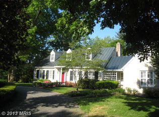 9270 Tournament Dr, Warrenton, VA 20186