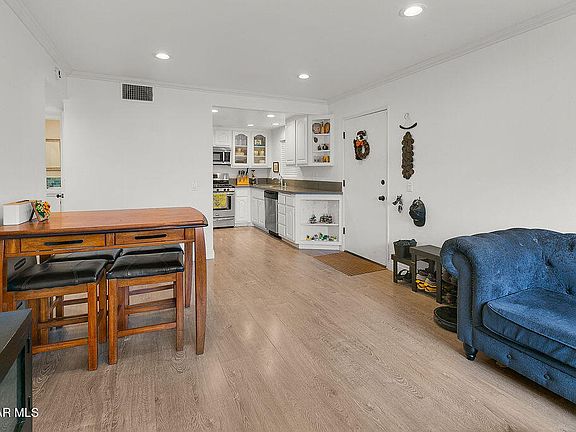 5th image of 1340 E Hillcrest Dr Unit 8