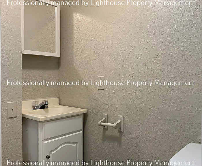 9036 Castle Blvd — Photo 10