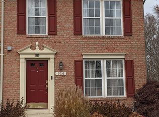 916 Deerberry Ct, Odenton, MD 21113