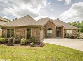 1036 Skyline Dr, Alexander, AR 72002