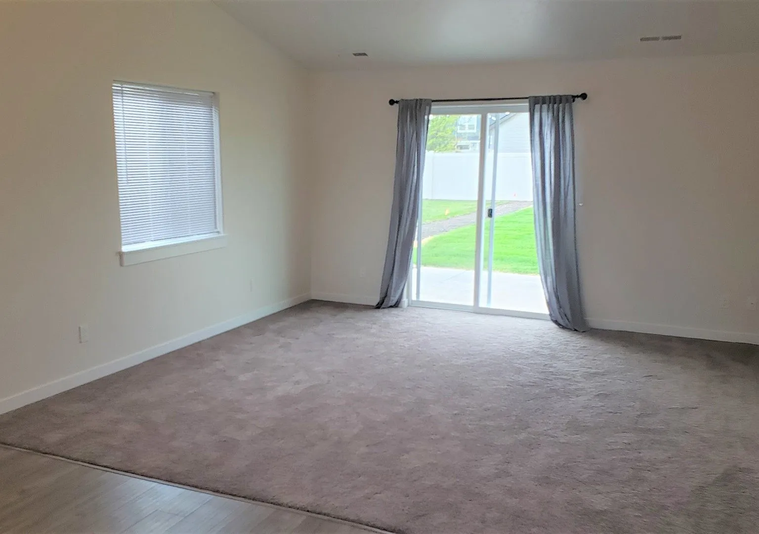 Newer 3 Bedroom Home! — Photo 3