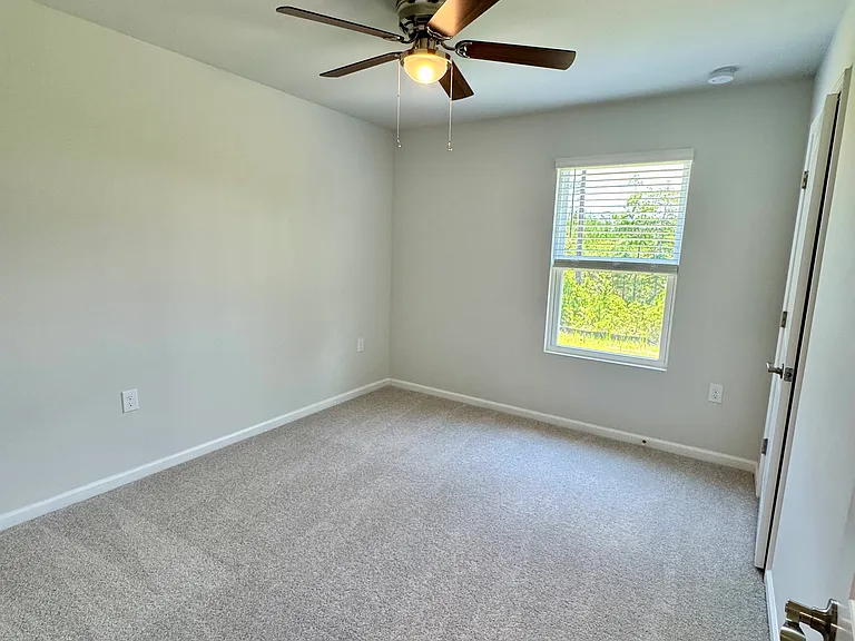 552 Coronado Ave SE — Photo 13