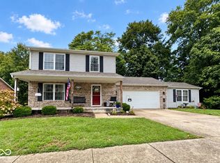 894 Lincoln Heights Dr, Martinsville, IN 46151