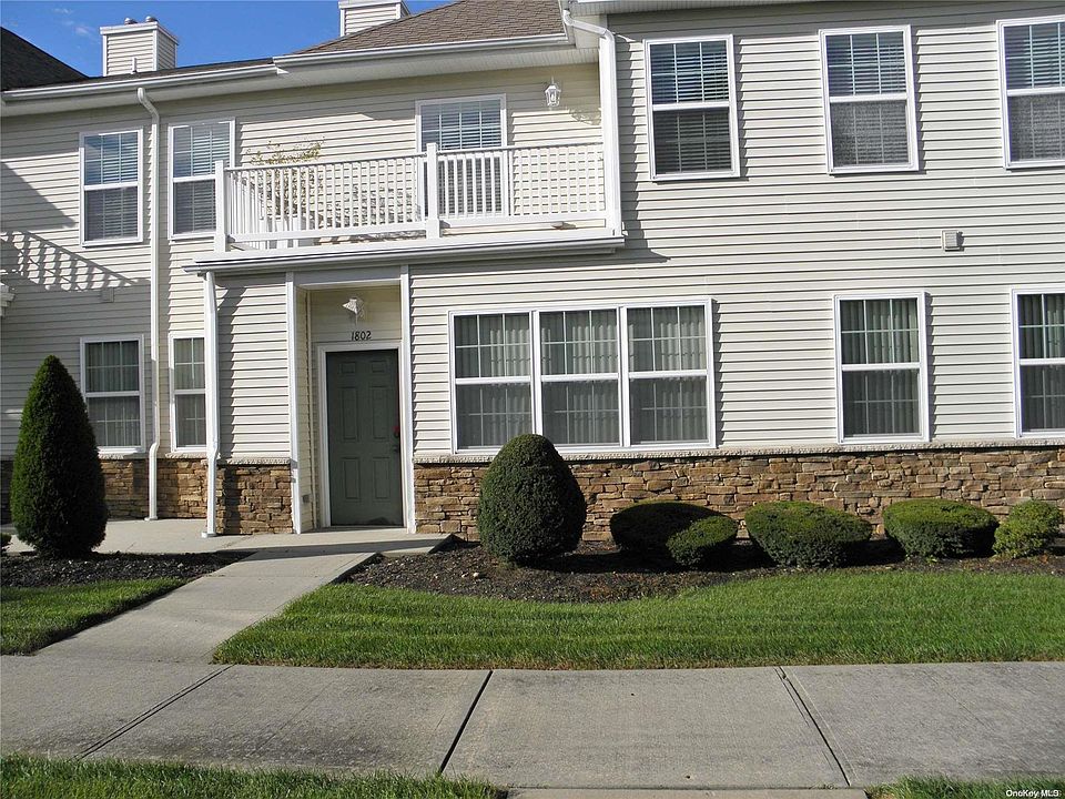 1st image of 1802 Piccadilly Way #1802