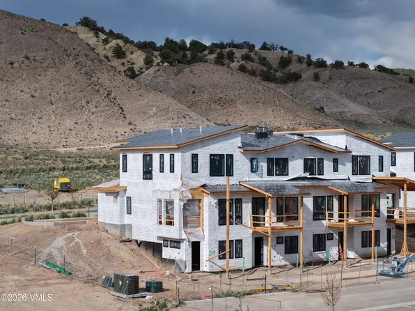 19 Snowy Peak Rd, Eagle, CO 81631