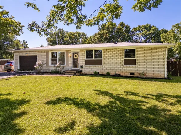 204 Longview Dr, Russellville, KY 42276