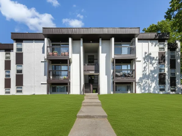 Legend Oaks Gated Community