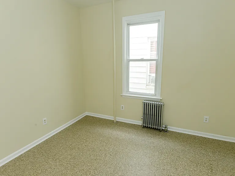 428 Avon Ave #2 — Photo 16