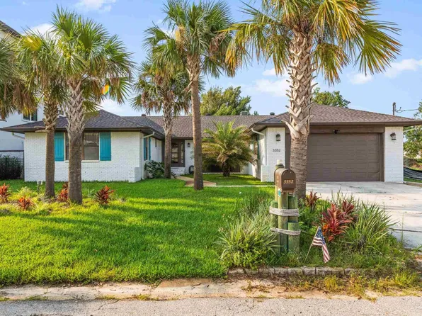 3352 Edgewater Dr, Gulf Breeze, FL 32563