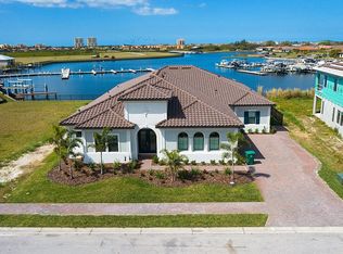 2006 4th St E, Palmetto, FL 34221