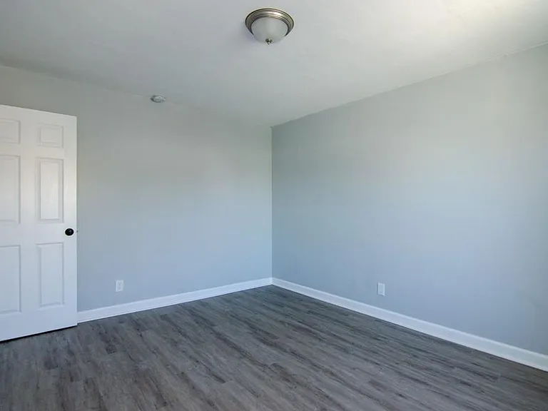 1005 Hillside Ave — Photo 15