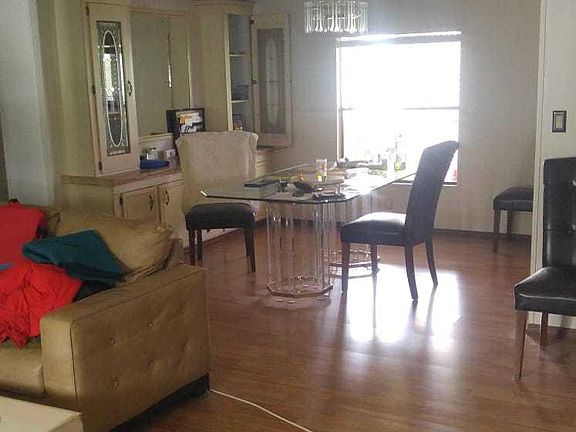 5th image of 8593 Florence Dr