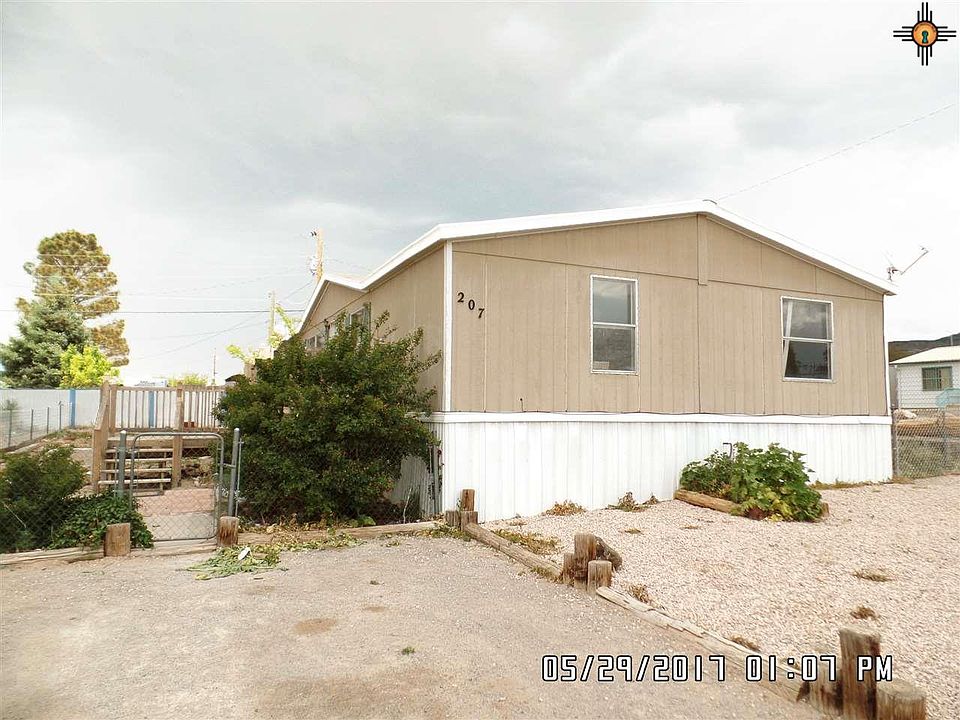 1st image of 207 Eileen St