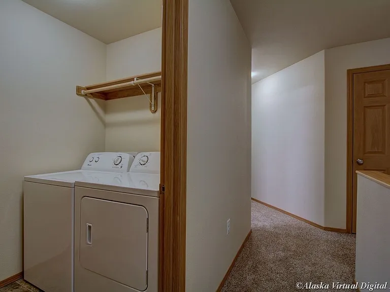1600-1650 E Kinzi Cir — Photo 13