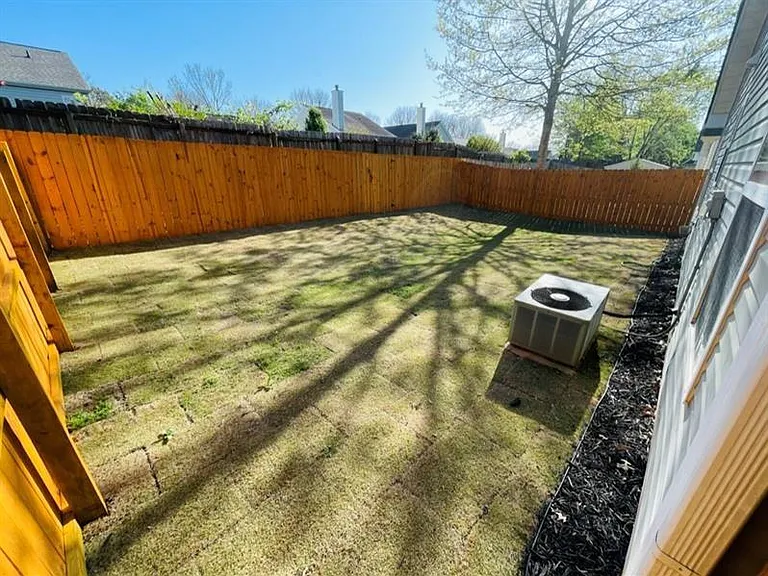 2335 Gateview Ct — Photo 16