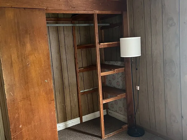 343 E Orange St — Photo 26