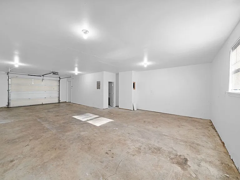 13515 SE Holgate Blvd — Photo 45