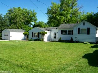 819 W Riddle Ave, Ravenna, OH 44266