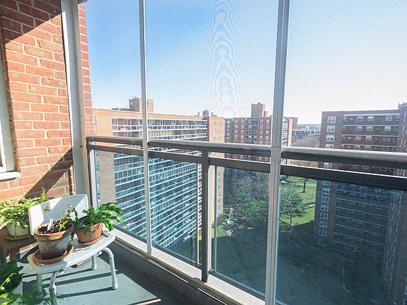5th image of 97-10 62nd Dr APT 15J
