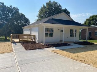 1103 Adams St, Statesville, NC 28677