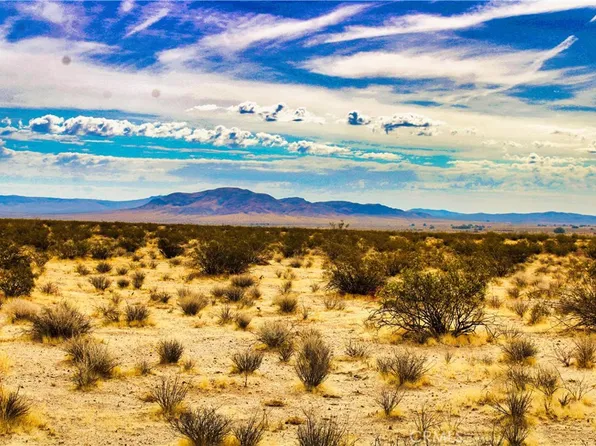 777 Valley Wells Rd, Hinkley, CA 92347