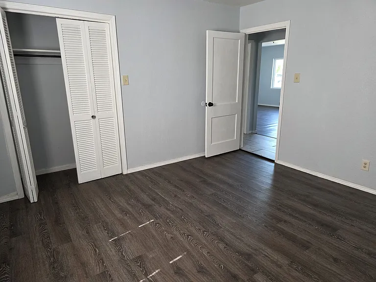 404 S Spruce Ave — Photo 8