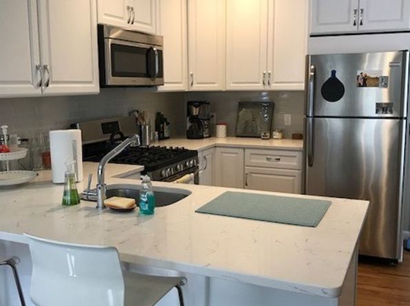 62 Mechanic St #1