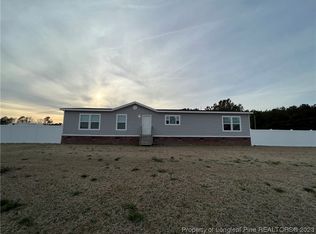 26 Oakhurst Dr, Lumberton, NC 28358