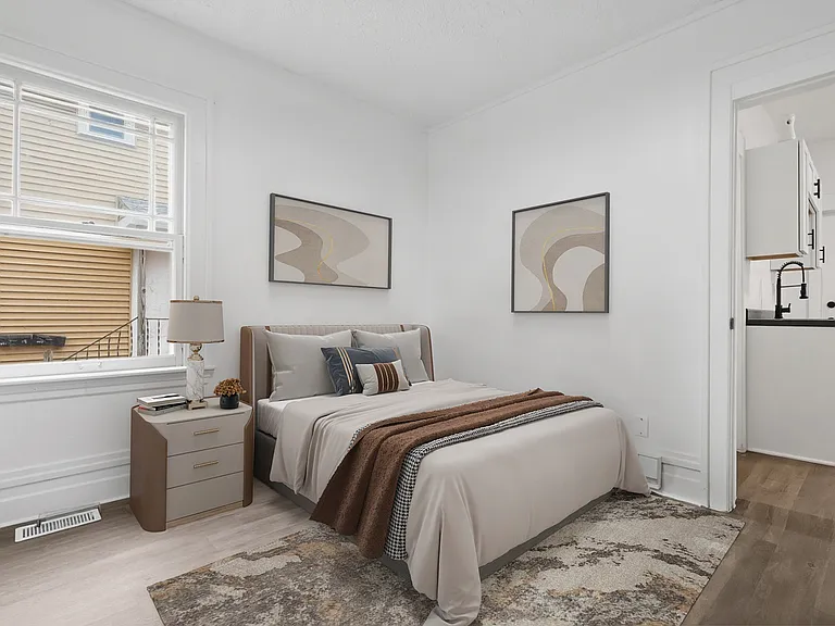 808 Vine St #2 — Photo 4