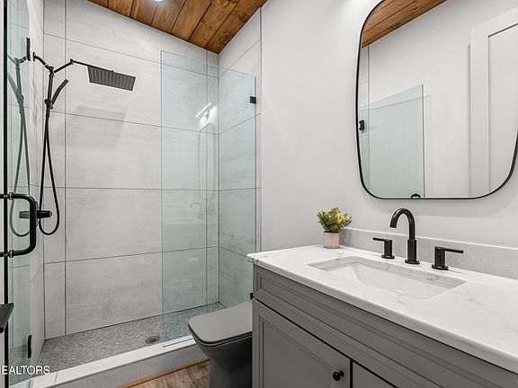 5th image of 3129 Hatcher Top Rd