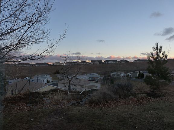 3rd image of 101 NW Parkwood Blvd